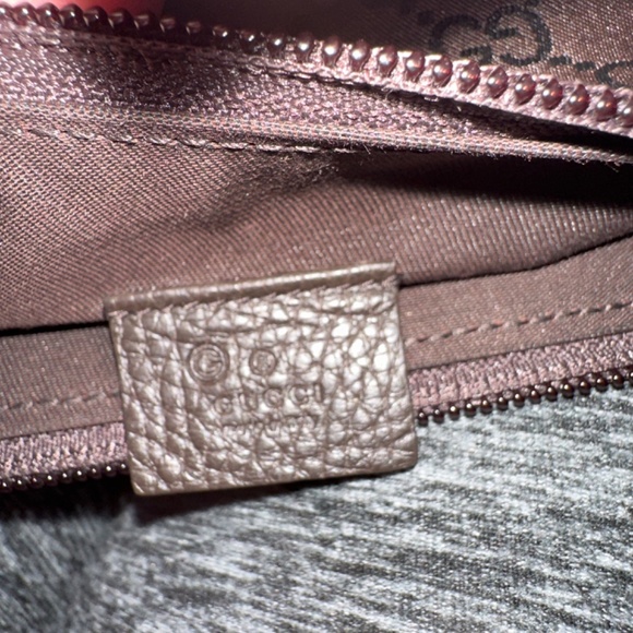 gucci new without tags canvas monogram cosmetic case - Picture 15 of 16